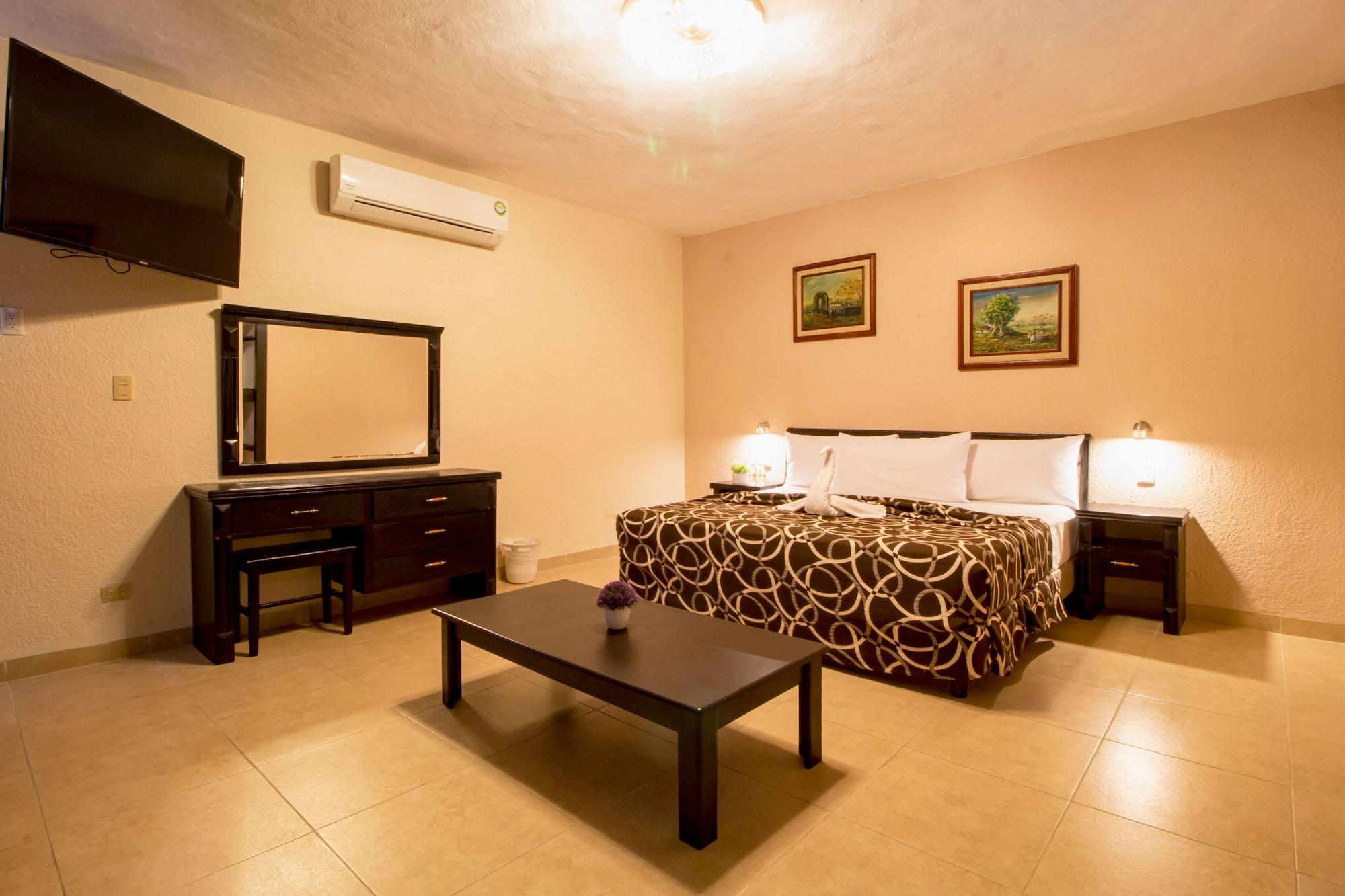 Hotel Colon Merida Exterior photo