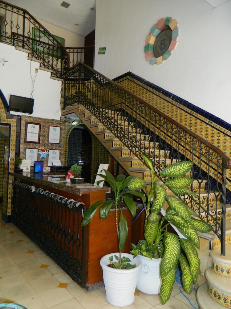 Hotel Colon Merida Exterior photo
